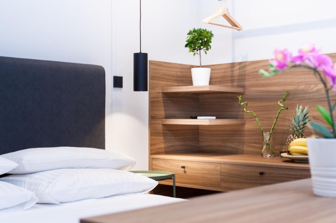 Rooms And Apartments Glossy Zagreb Exterior foto