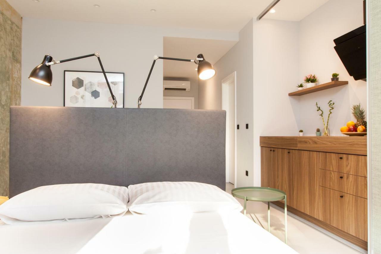Rooms And Apartments Glossy Zagreb Exterior foto