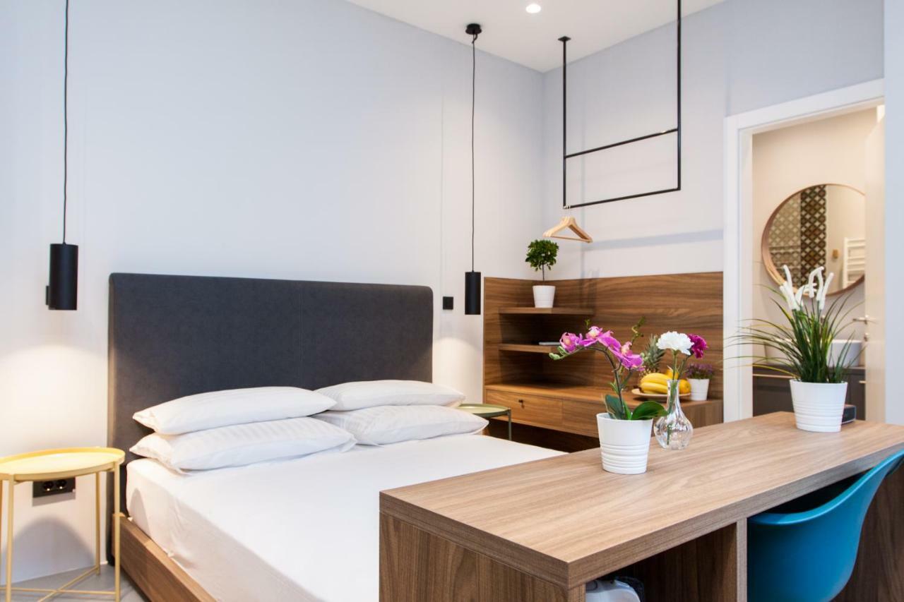 Rooms And Apartments Glossy Zagreb Exterior foto